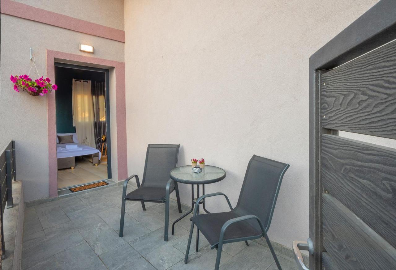 Hara Apartments Chrysoupolis Экстерьер фото
